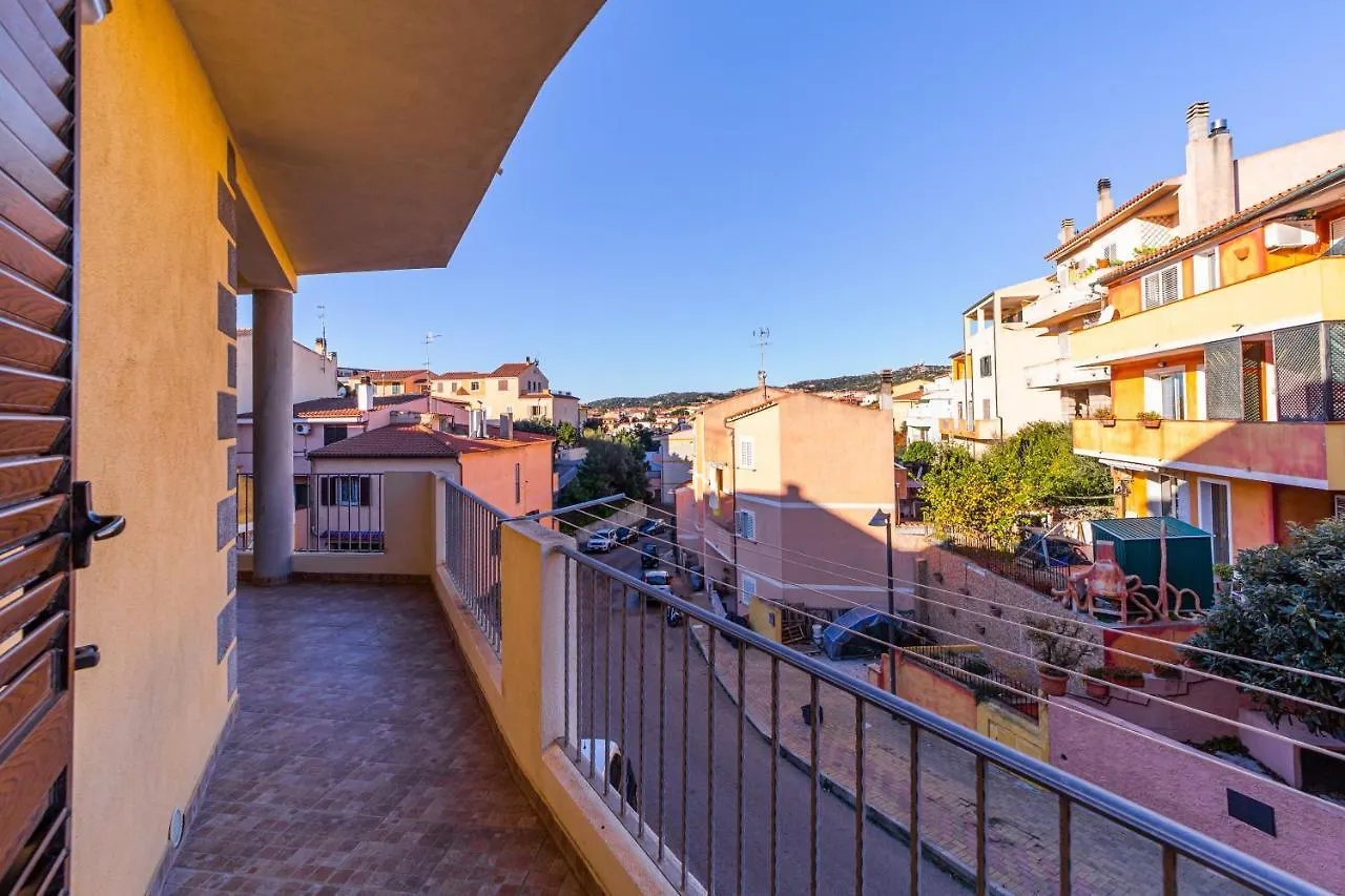 Isola Che Non C'E Trilocale Casa Vacanze 80 Mq Con Terrazza La Maddalena Sardegna 0*, La Maddalena (Sassari)