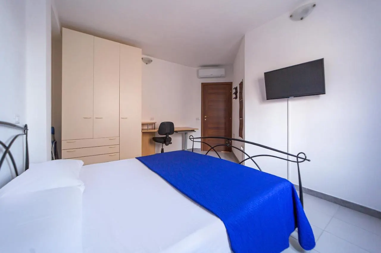 Isola Che Non C'E Trilocale Casa Vacanze 80 Mq Con Terrazza La Maddalena Sardegna